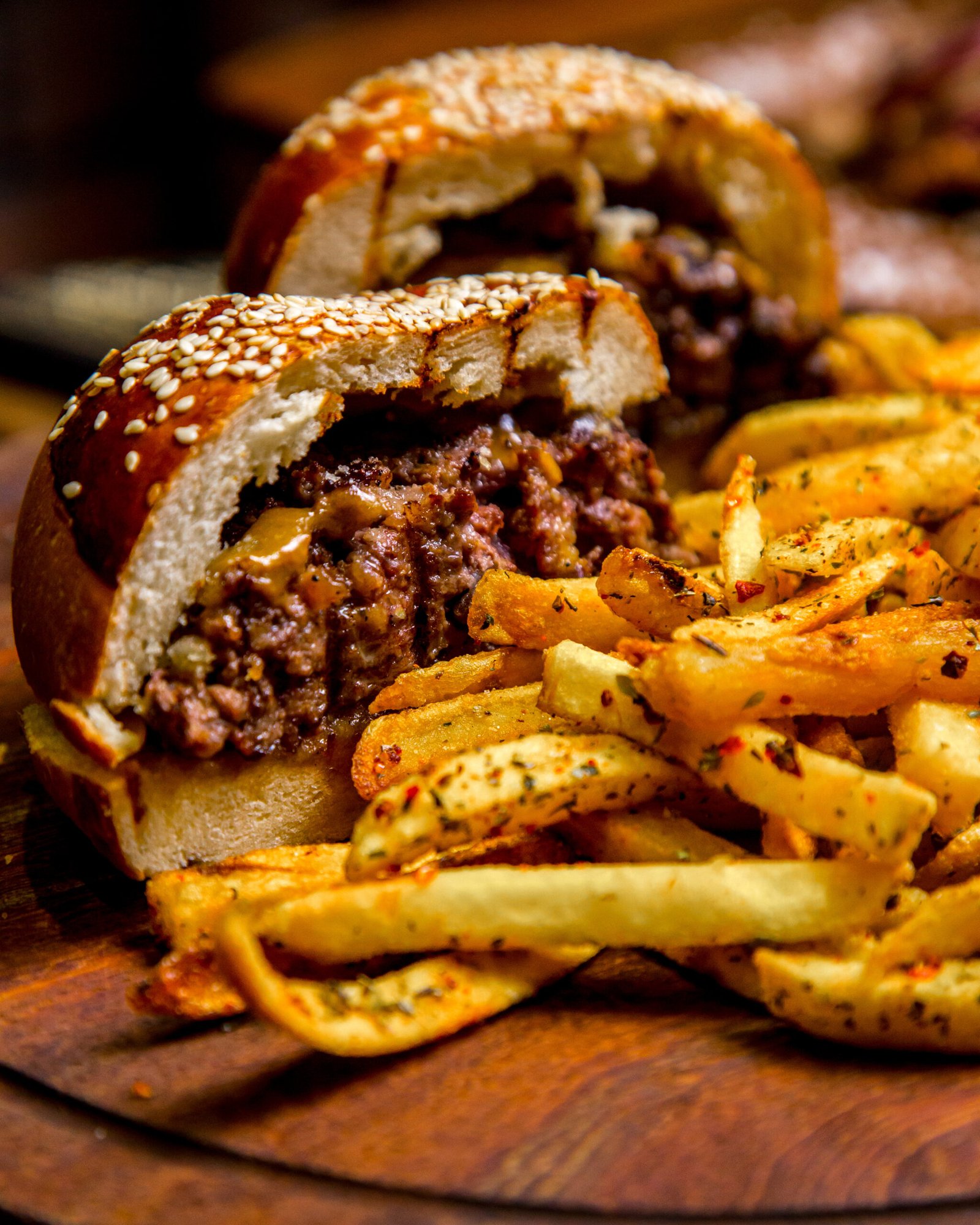 ¿POR QUÉ ES DIFICIL DEJAR DE COMER COMIDA CHATARRA?